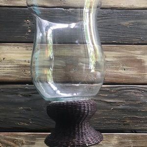 Hurricane Vase